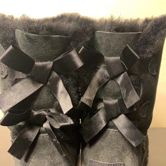 Ugg Bailey Boots Black Suede Size 6 - Picture 13 of 13